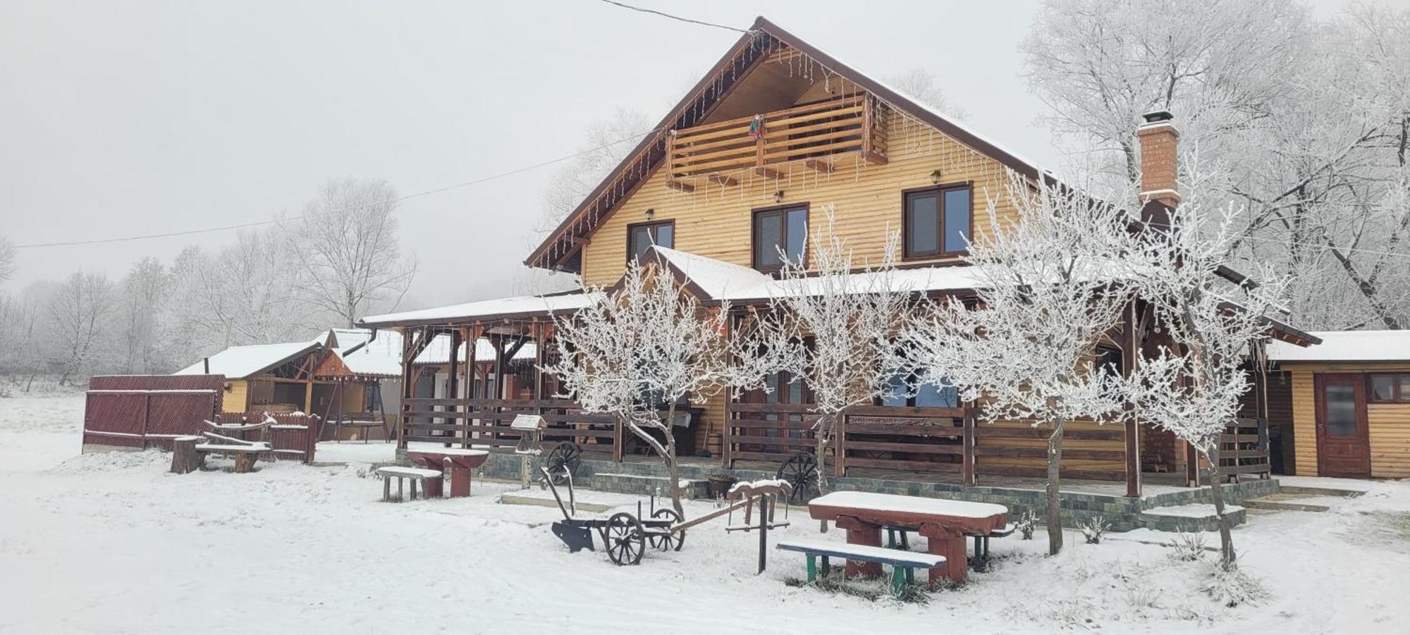 Cabana Lunca Târgu Neamț Eksteriør billede
